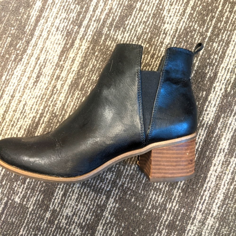 Dr. Scholl's Black Booties
